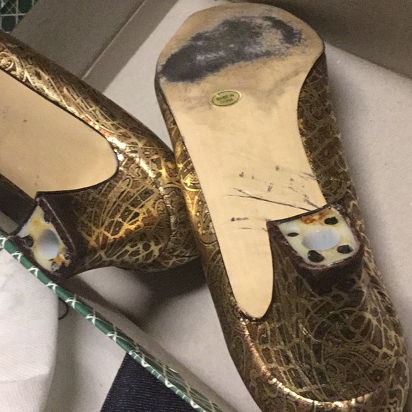 2” heels need replacing in this excellent to like new bundle. Air brush rest and - Picture 4 of 5